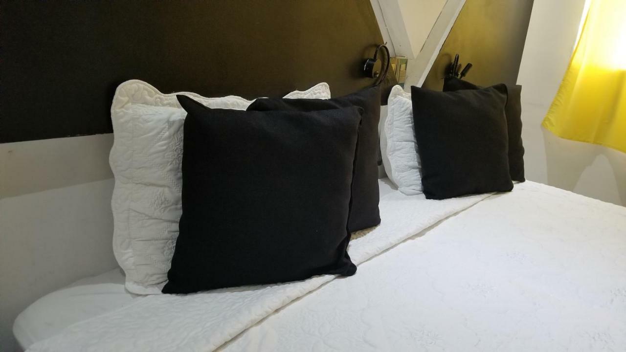 Hotel Dluxe Сан Хуан де лос Лагос Екстериор снимка